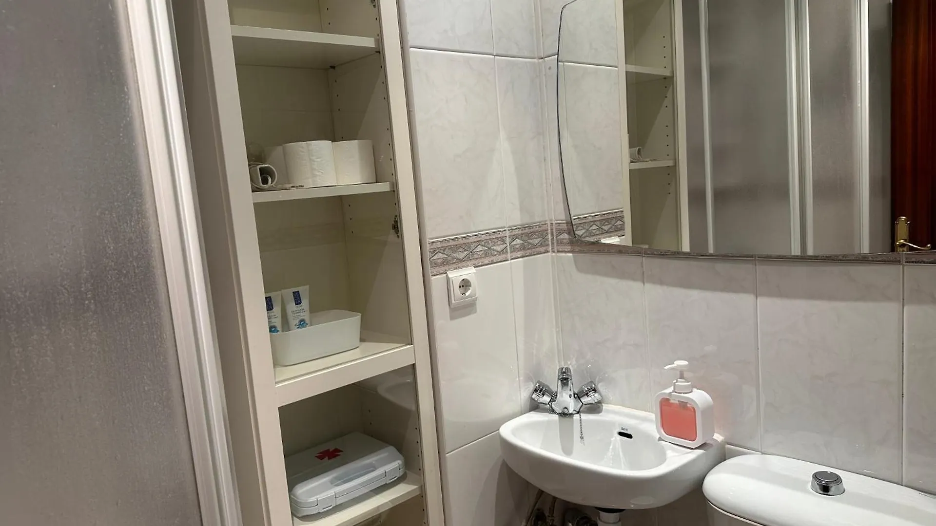 Amplio Y Luminoso Apartamento En El Centro De 그라나다 아파트